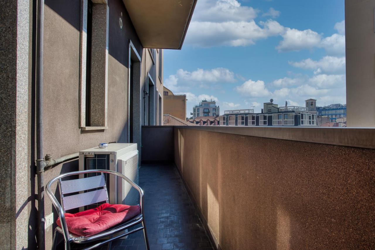 Joivy Vibrant 2Bed Apt With Balcony Milano Dış mekan fotoğraf