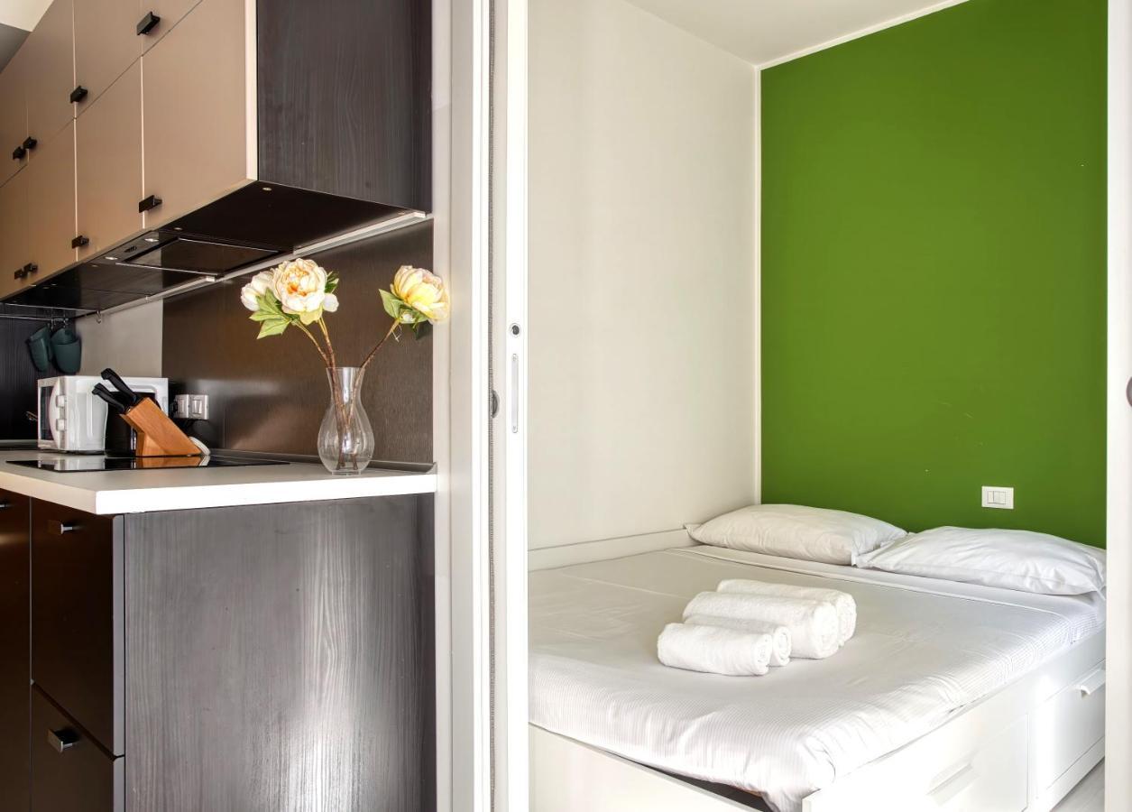 Joivy Vibrant 2Bed Apt With Balcony Milano Dış mekan fotoğraf