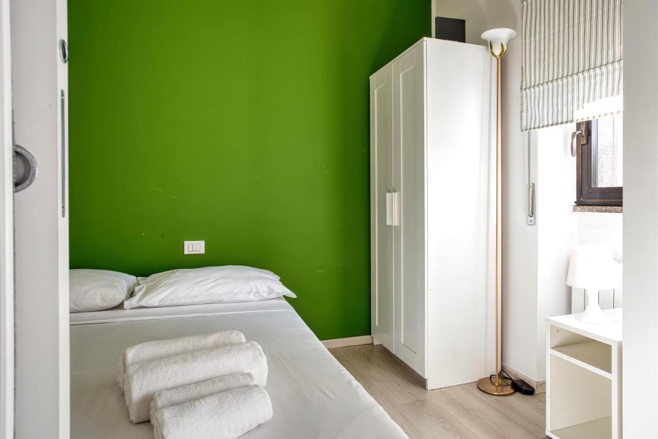 Joivy Vibrant 2Bed Apt With Balcony Milano Dış mekan fotoğraf
