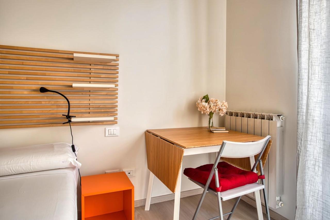 Joivy Vibrant 2Bed Apt With Balcony Milano Dış mekan fotoğraf